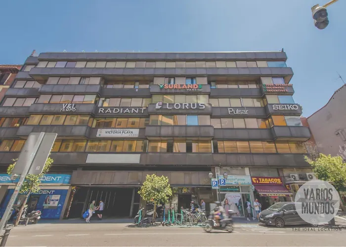 Malasaña auténtica para 8, ven a San Bernardo 20 E3